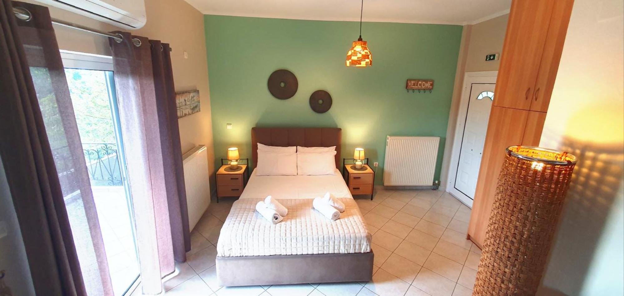 New Village Studios, A3 * Prévéza